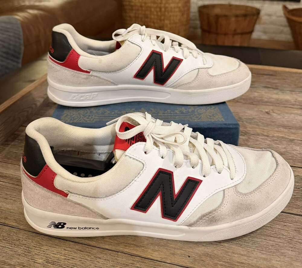New Balance CT300 V3 Men’s Size 10.5 White Black Red Court Sneakers Shoes